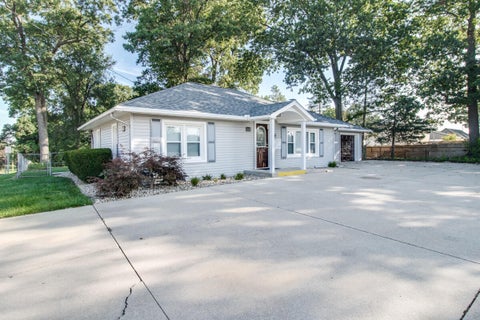 Photo for 290 N 30th Street