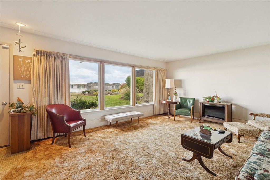 Photo of 2016 Lake Street, Holland, MI 49424 (MLS # 25057209)