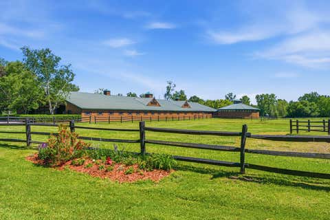 Photo for 1925 S Bartlett Road