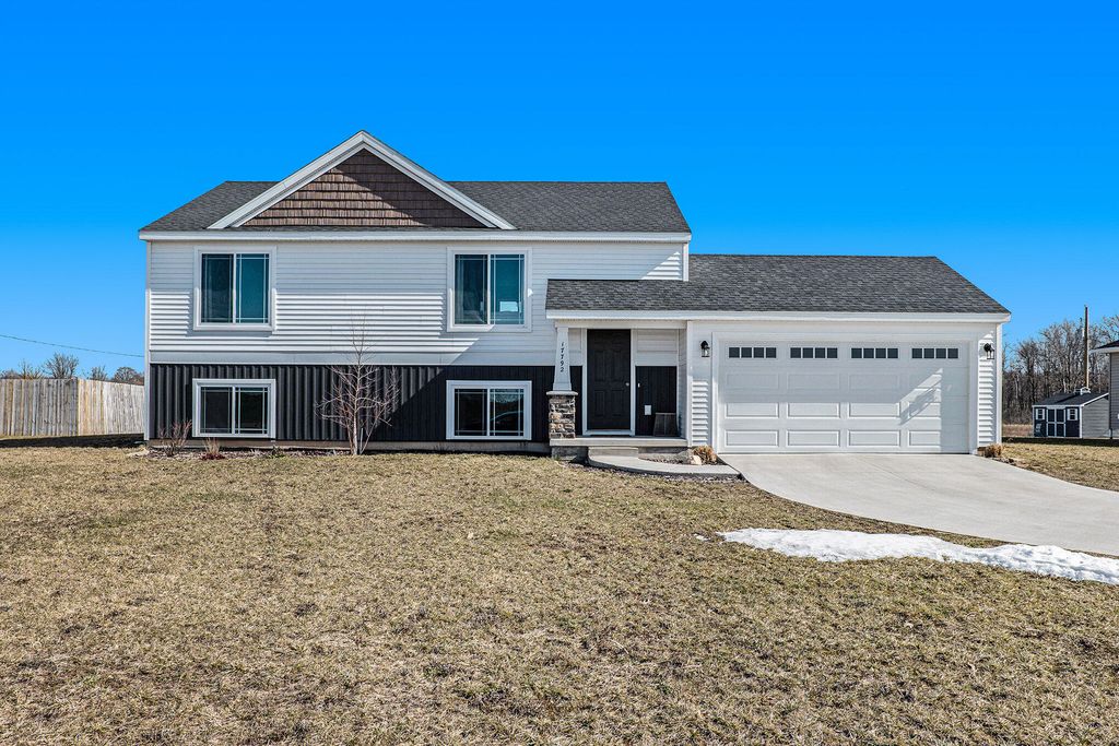 Photo of 17792 Ritchie Avenue NE, Sand Lake, MI 49343 (MLS # 24022403)