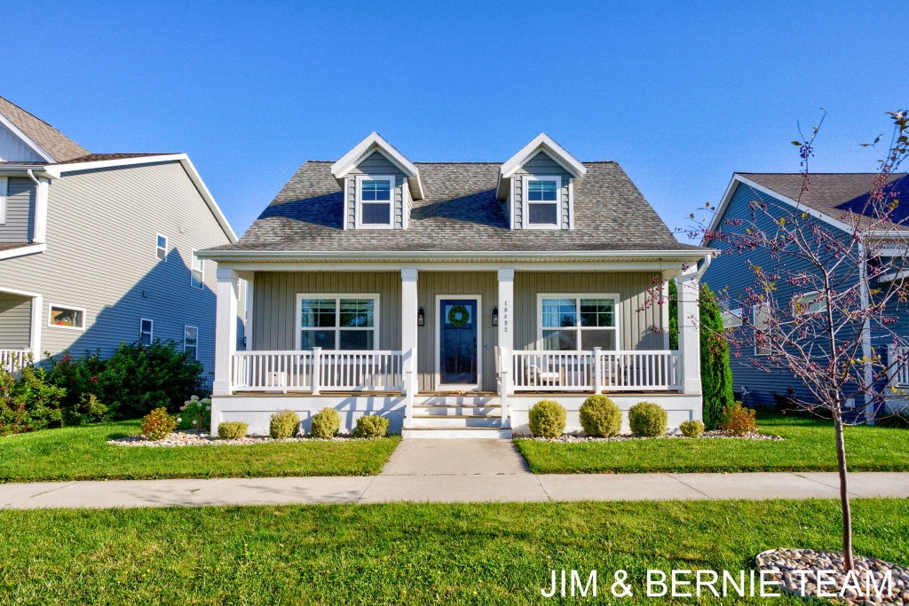 Photo of 10493 Cottage Way, Holland, MI 49423 (MLS # 26049657)