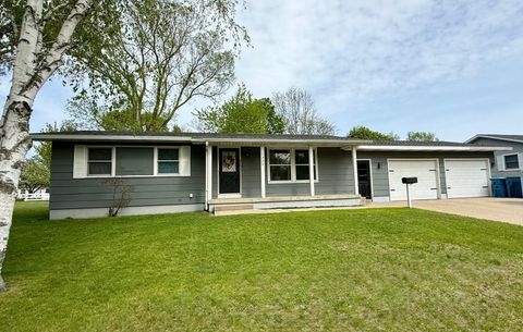 Photo of 1335 Greenwich Street, Manistee, MI 49660 (MLS # 26026764)