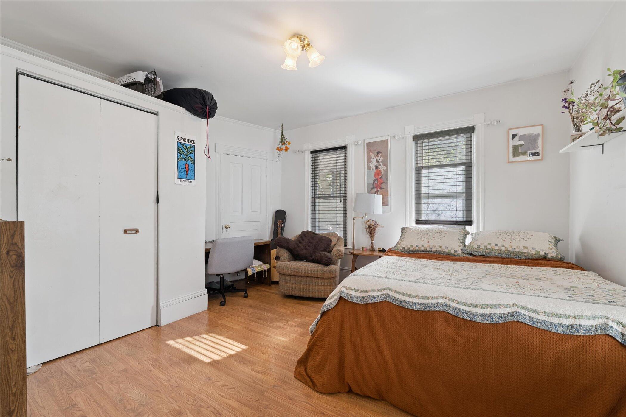 Ann Arbor, Michigan 48104, United States, ,Residential,Pending,212084