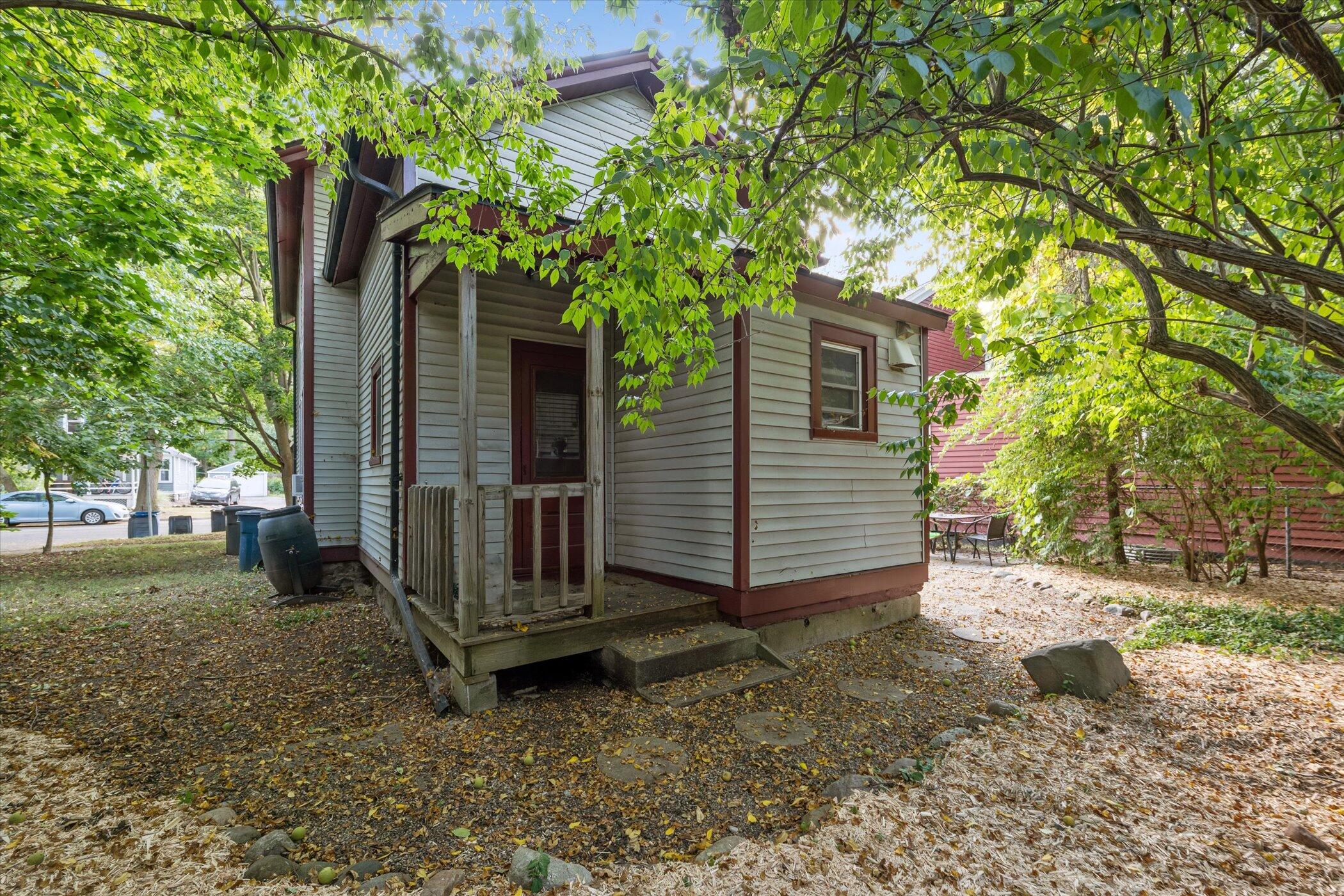 Ann Arbor, Michigan 48104, United States, ,Residential,Pending,212084