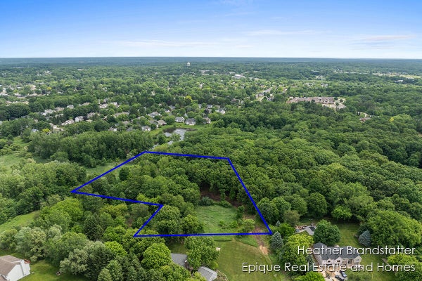 4327 WOODSIDE OAKS DR SE, GRAND RAPIDS, MI 49546 - Image 64cae92f86a7807d099ac03db2a7e5b3/99425863