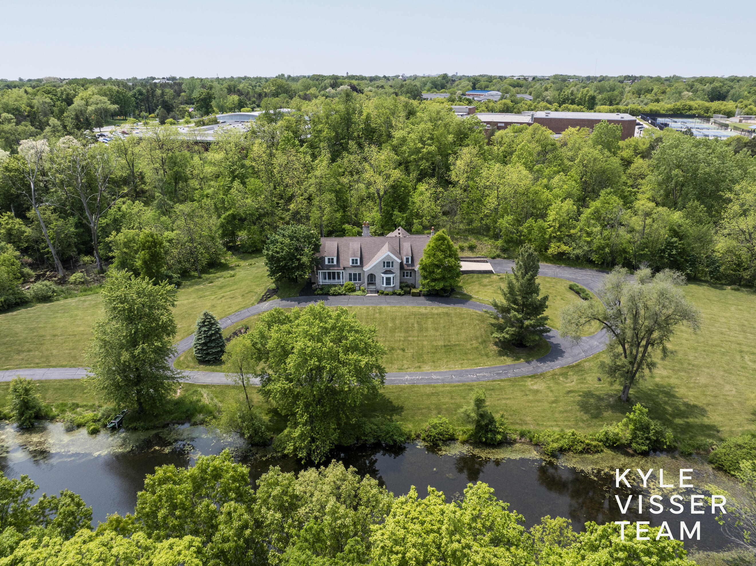 1275 Trillium Trail NE