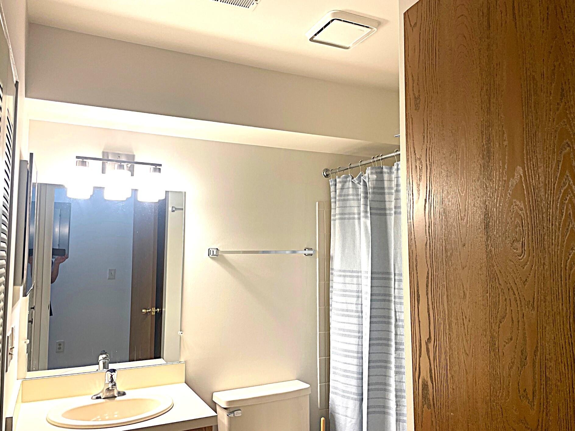 Ann Arbor, Michigan 48108, United States, 2 Bedrooms Bedrooms, ,2 BathroomsBathrooms,Residential,Active,175505