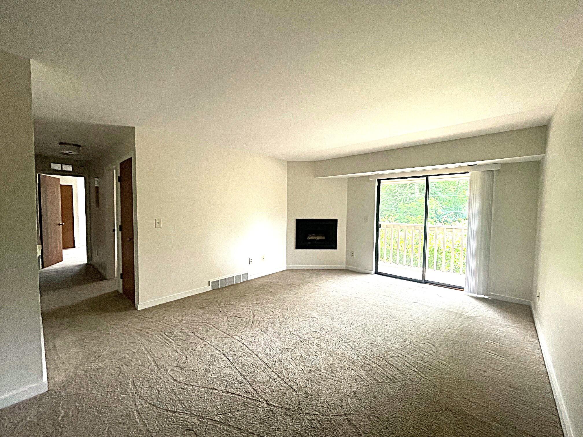 Ann Arbor, Michigan 48108, United States, 2 Bedrooms Bedrooms, ,2 BathroomsBathrooms,Residential,Active,175505