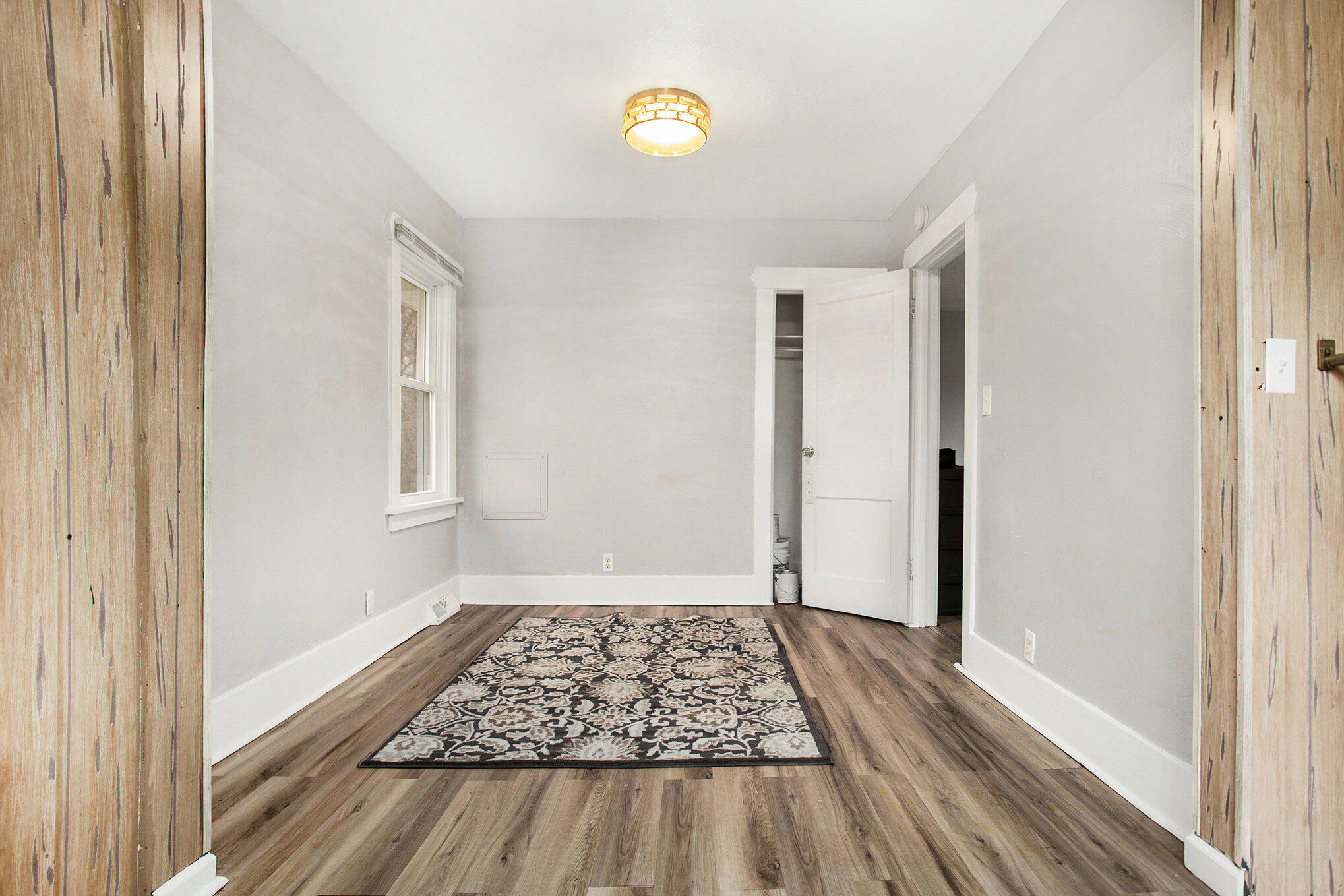 Battle Creek, Michigan 49017, United States, 2 Bedrooms Bedrooms, ,1 BathroomBathrooms,Residential,Pending,95076