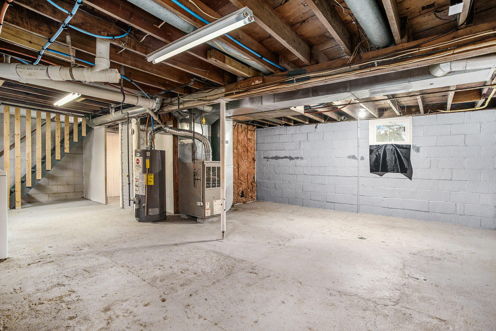 Battle Creek, Michigan 49017, United States, 2 Bedrooms Bedrooms, ,1 BathroomBathrooms,Residential,Pending,95076