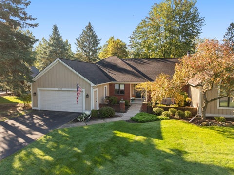 Photo for 5126 S Quail Crest Drive SE
