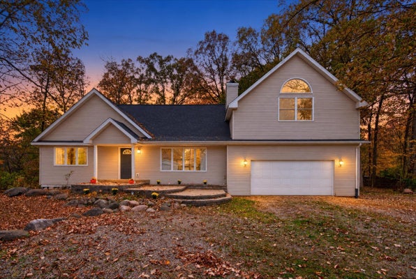 1476 WATER ST, EATON RAPIDS, MI 48827 - Image 65af77dec4200bc0e08e2e76e02356ae/1552206755