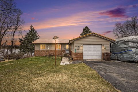 3919 E Shore Drive, Stanton, MI 48888 - MLS#: 25011512