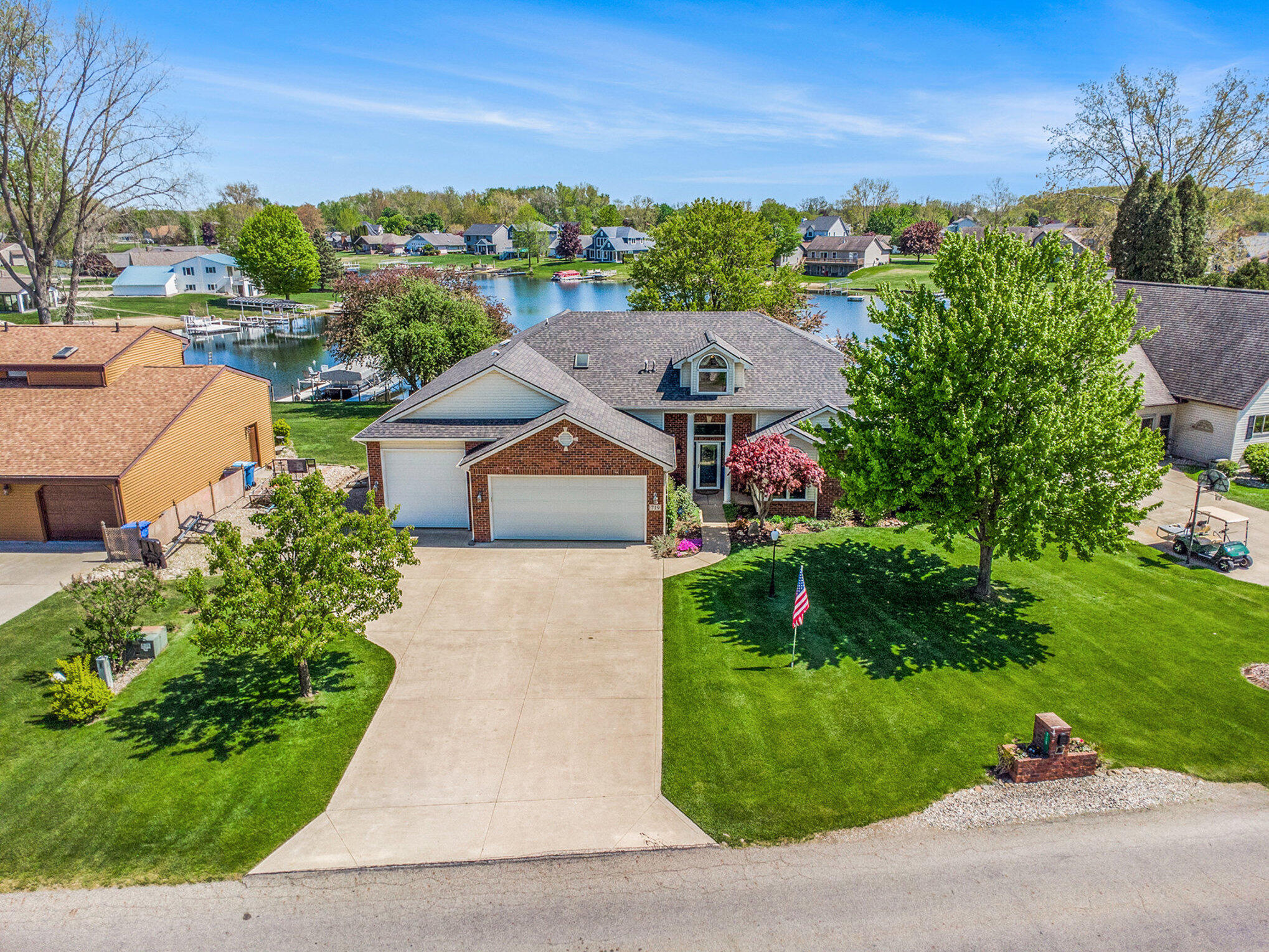 719 Kenaston Drive