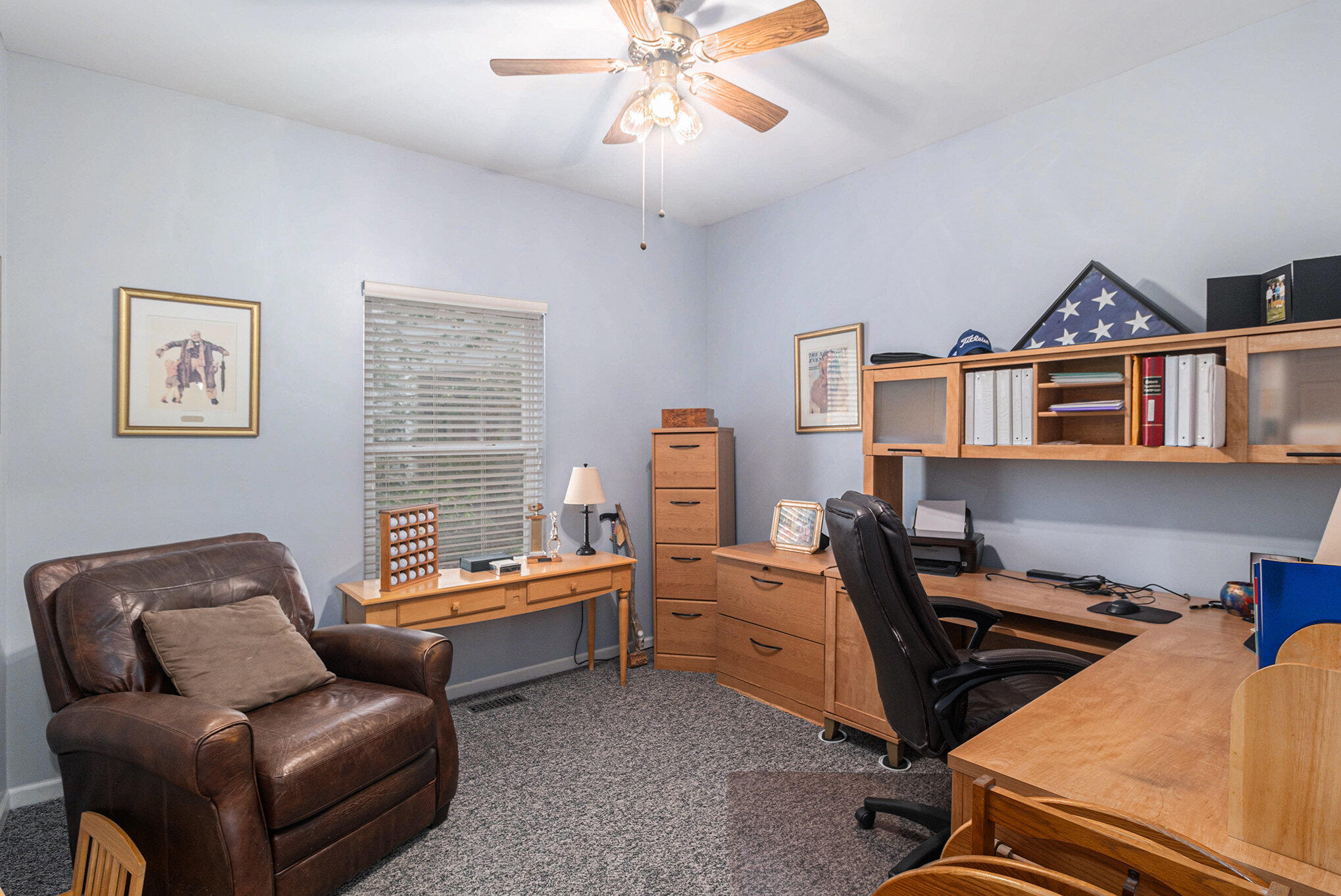 Auburn Hills, Michigan 48326, United States, 3 Bedrooms Bedrooms, ,2 BathroomsBathrooms,Residential,Pending,237147