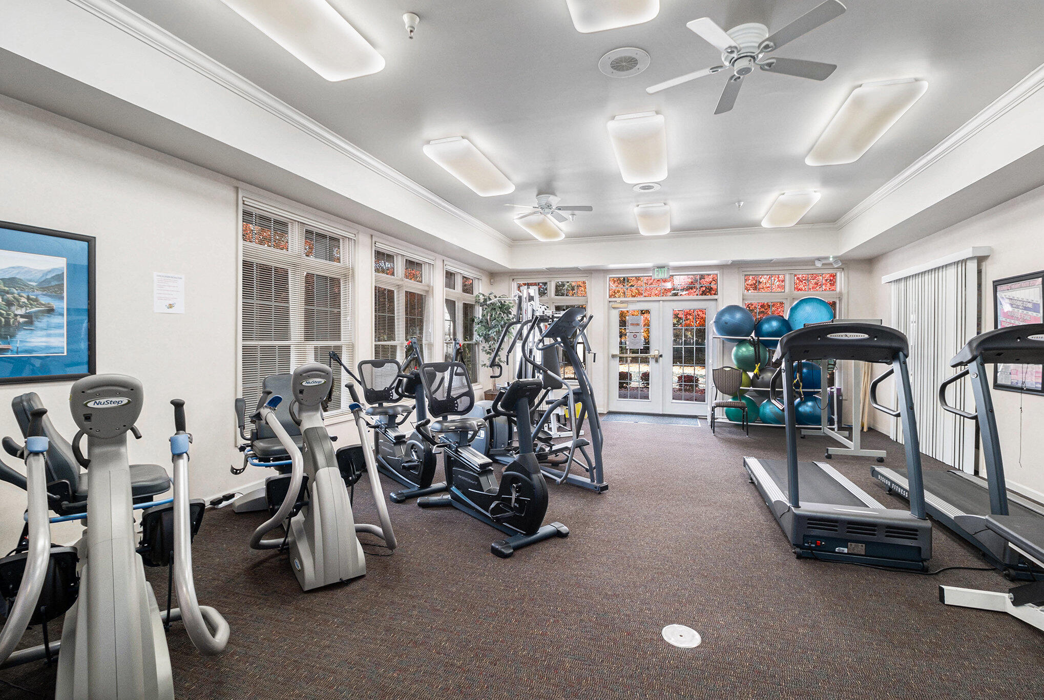 Auburn Hills, Michigan 48326, United States, 3 Bedrooms Bedrooms, ,2 BathroomsBathrooms,Residential,Pending,237147