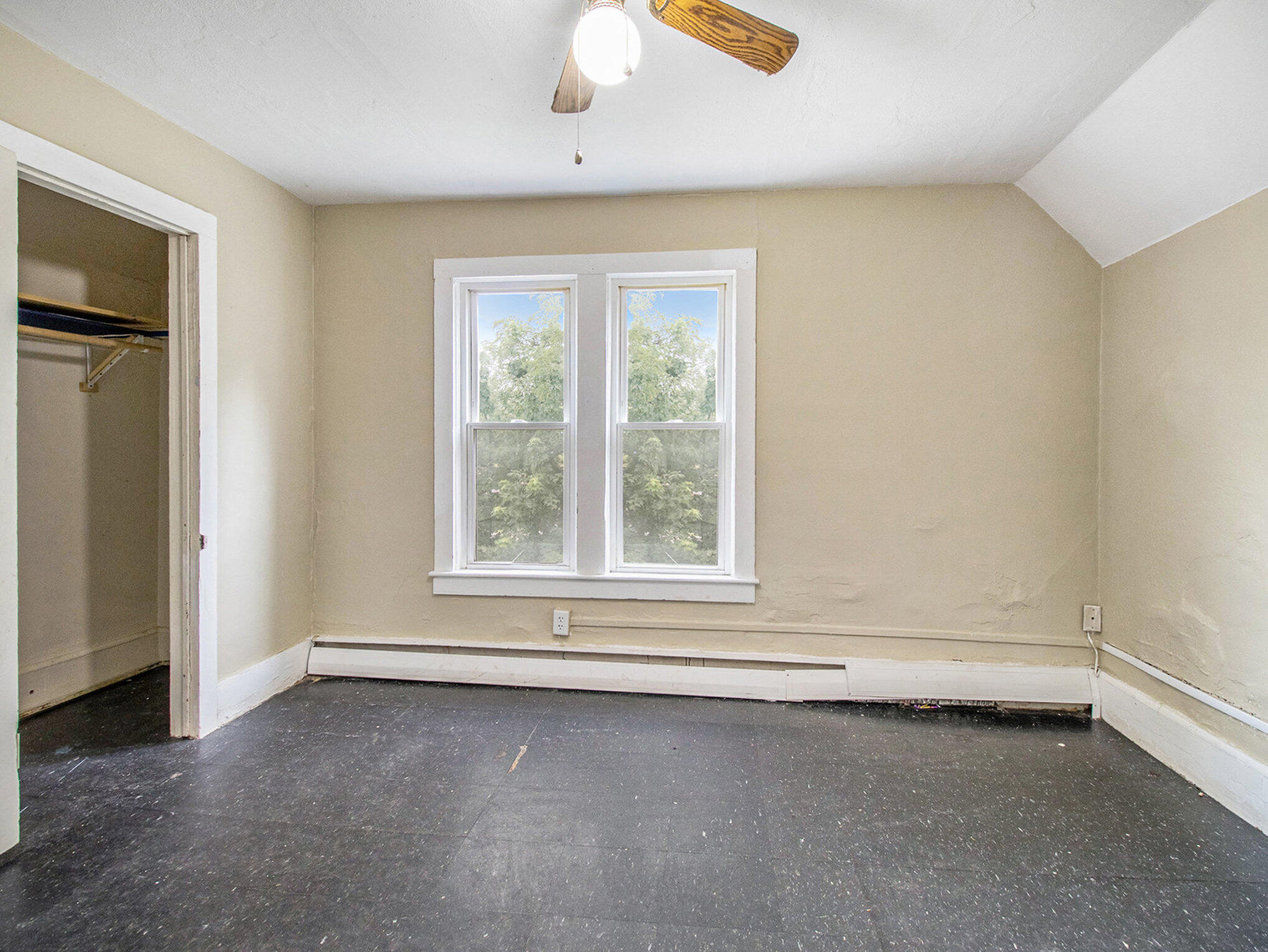 Kalamazoo, Michigan 49048, United States, ,Residential,Active,47693