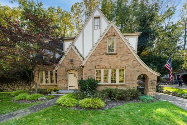 2763 BRONSON BLVD, KALAMAZOO, MI 49008 - Image 669c33d5af366c4359b1d499d80ab84a/3984856453