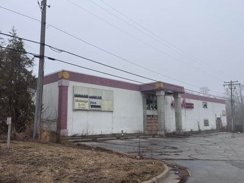 Photo of 40 E Norton Avenue, Muskegon, MI 49444 (MLS # 26008968)