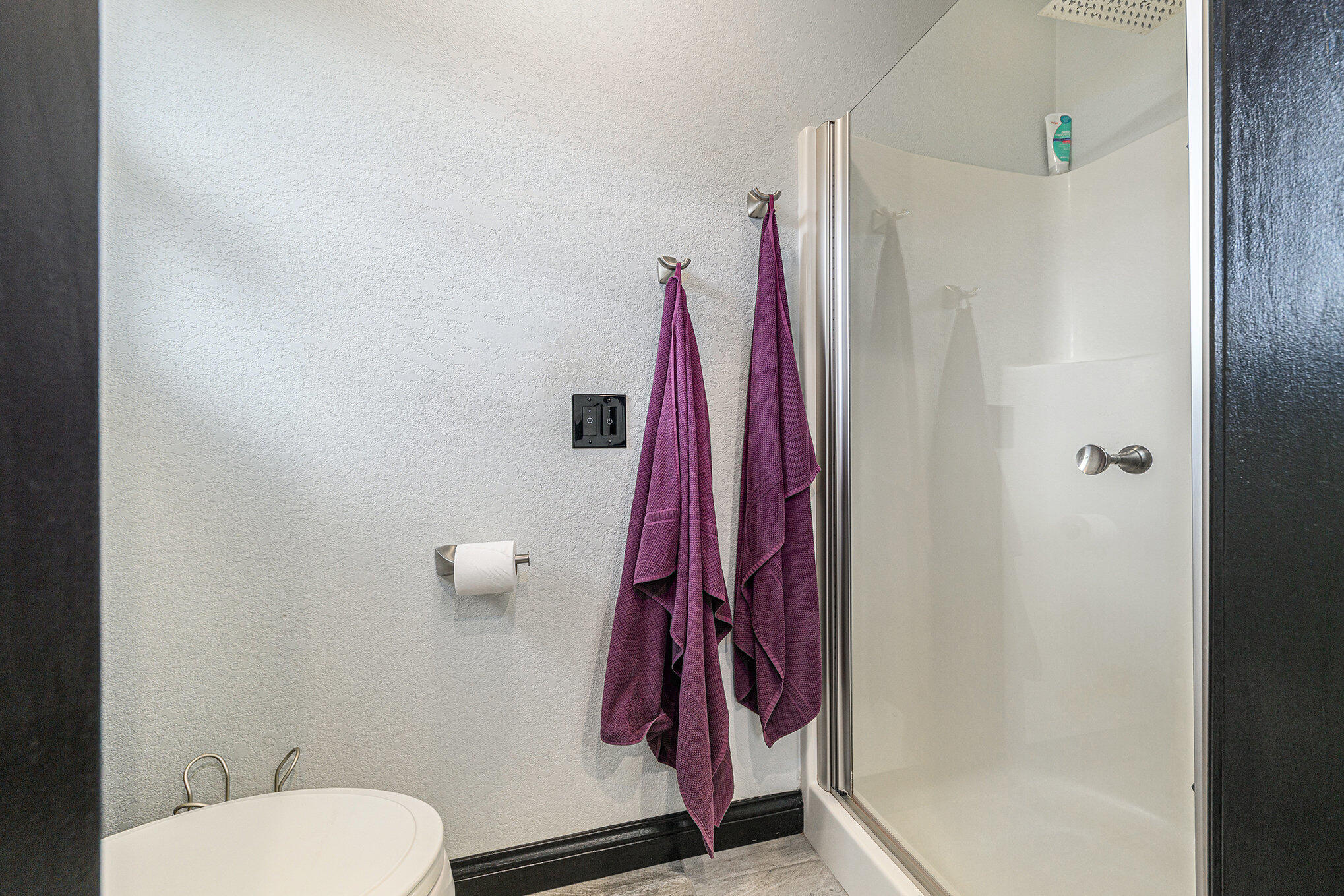 Augusta, Michigan 49012, United States, 5 Bedrooms Bedrooms, ,4 BathroomsBathrooms,Residential,Active,161784