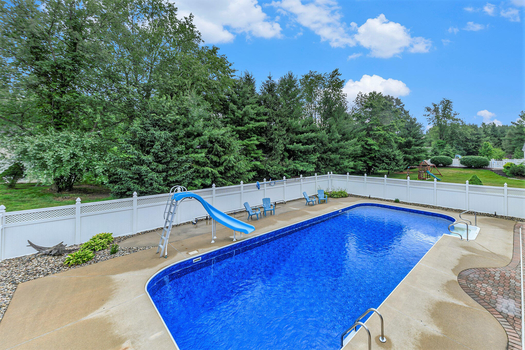 Augusta, Michigan 49012, United States, 5 Bedrooms Bedrooms, ,4 BathroomsBathrooms,Residential,Active,161784