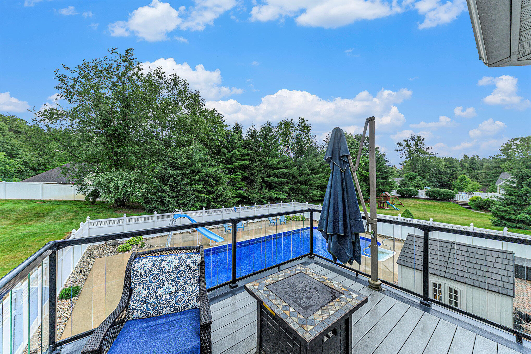 Augusta, Michigan 49012, United States, 5 Bedrooms Bedrooms, ,4 BathroomsBathrooms,Residential,Active,161784