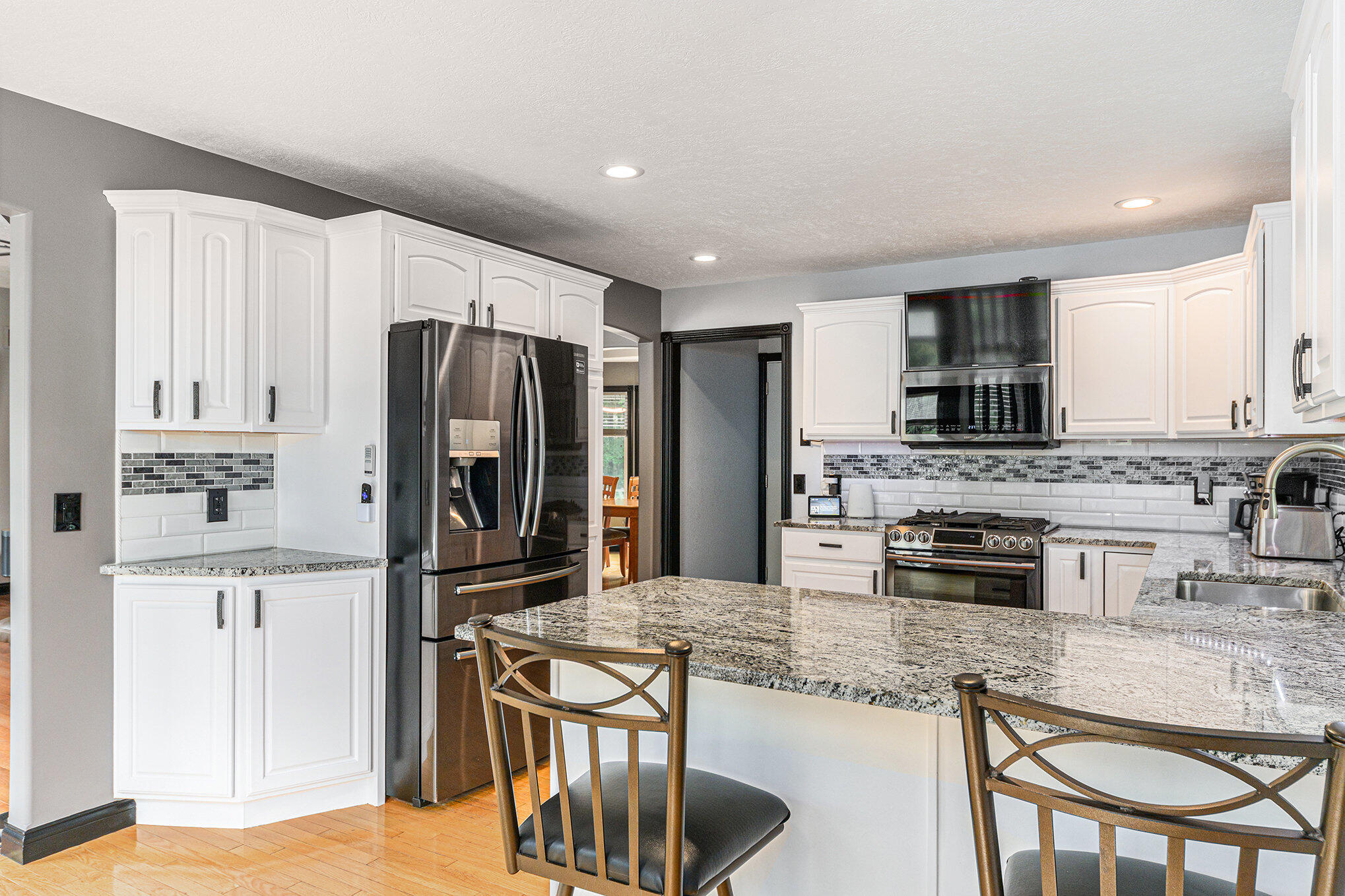 Augusta, Michigan 49012, United States, 5 Bedrooms Bedrooms, ,4 BathroomsBathrooms,Residential,Active,161784