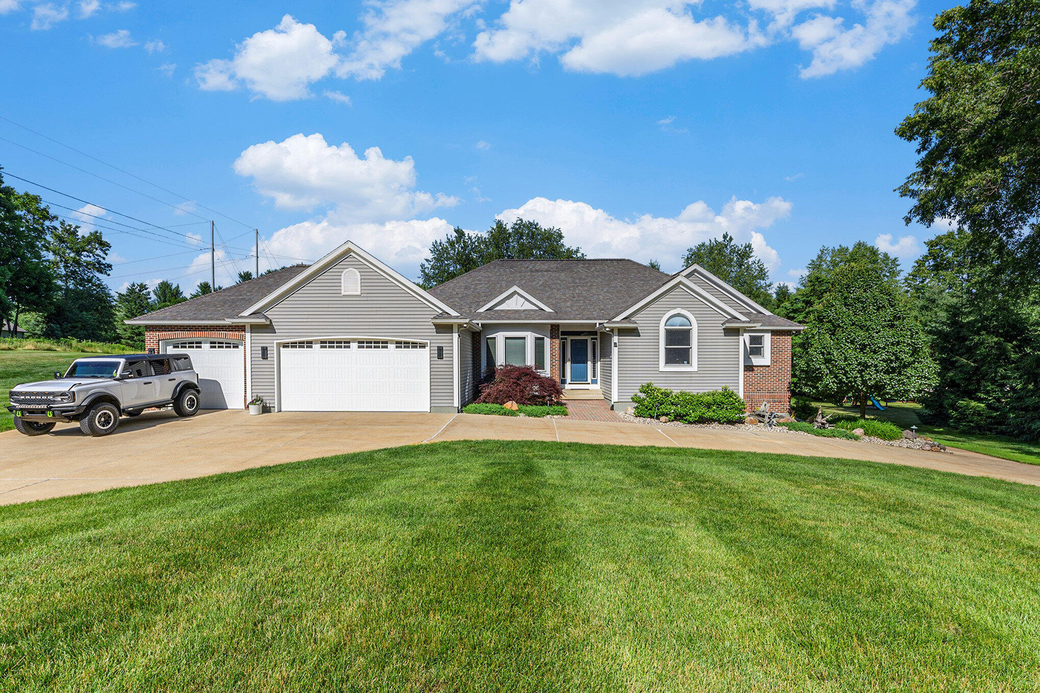 Augusta, Michigan 49012, United States, 5 Bedrooms Bedrooms, ,4 BathroomsBathrooms,Residential,Active,161784