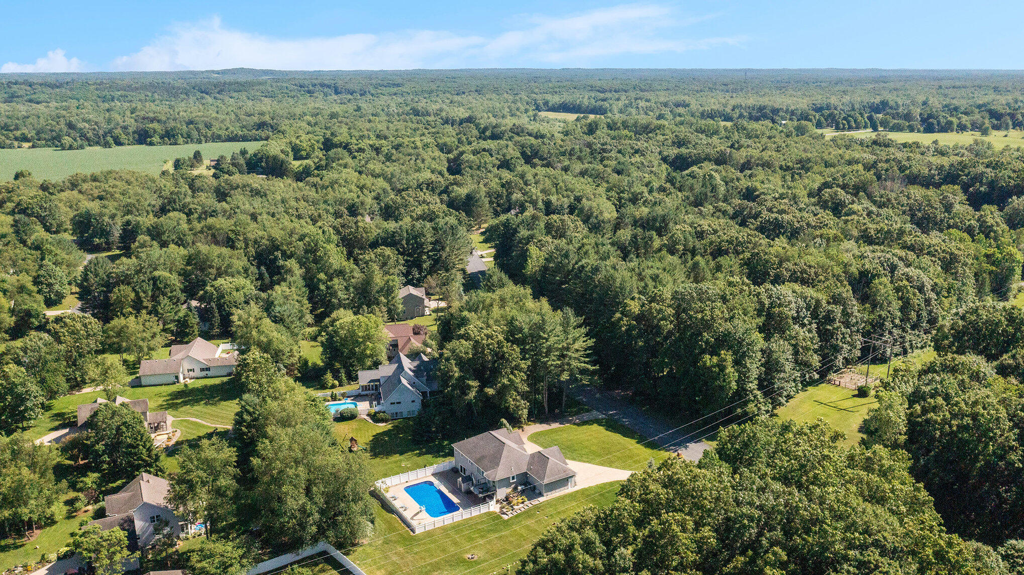 Augusta, Michigan 49012, United States, 5 Bedrooms Bedrooms, ,4 BathroomsBathrooms,Residential,Active,161784