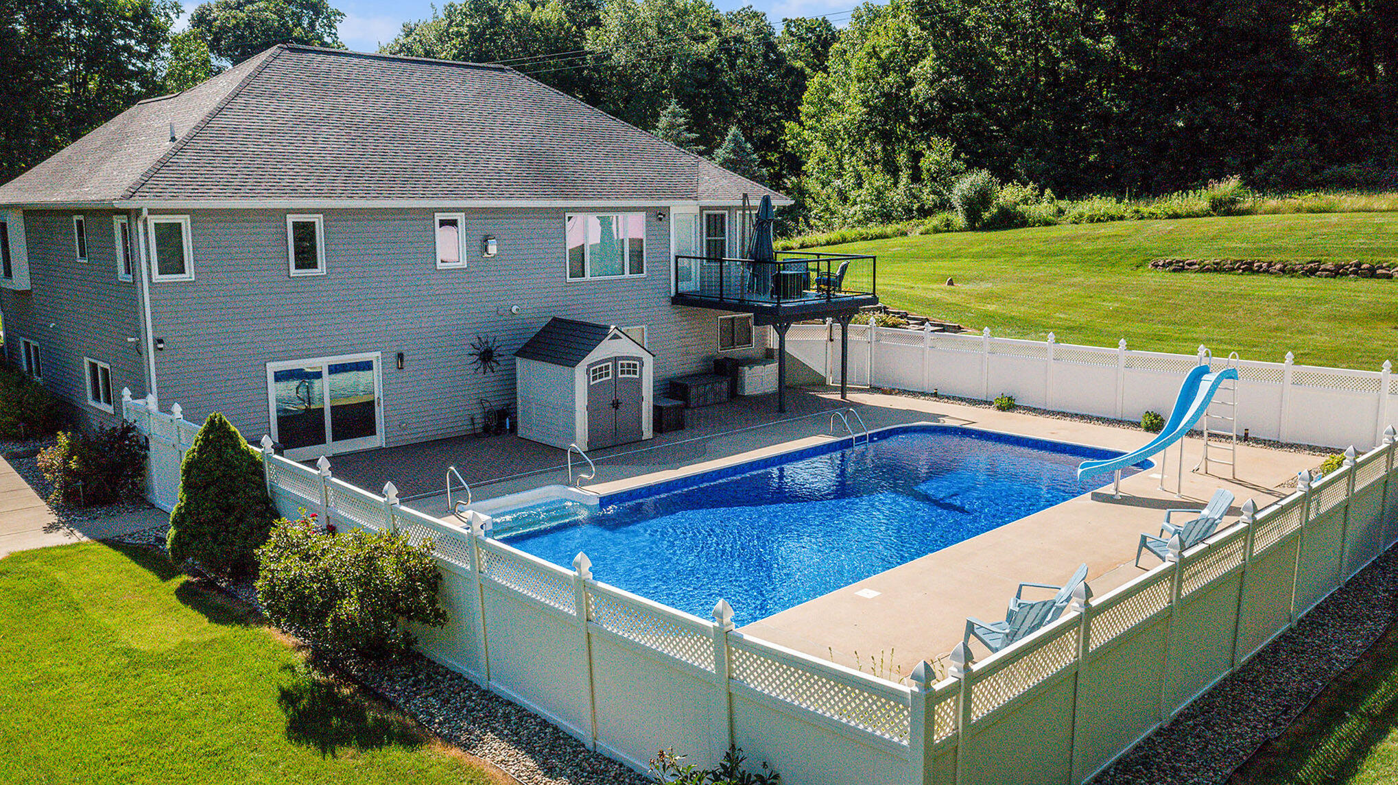 Augusta, Michigan 49012, United States, 5 Bedrooms Bedrooms, ,4 BathroomsBathrooms,Residential,Active,161784