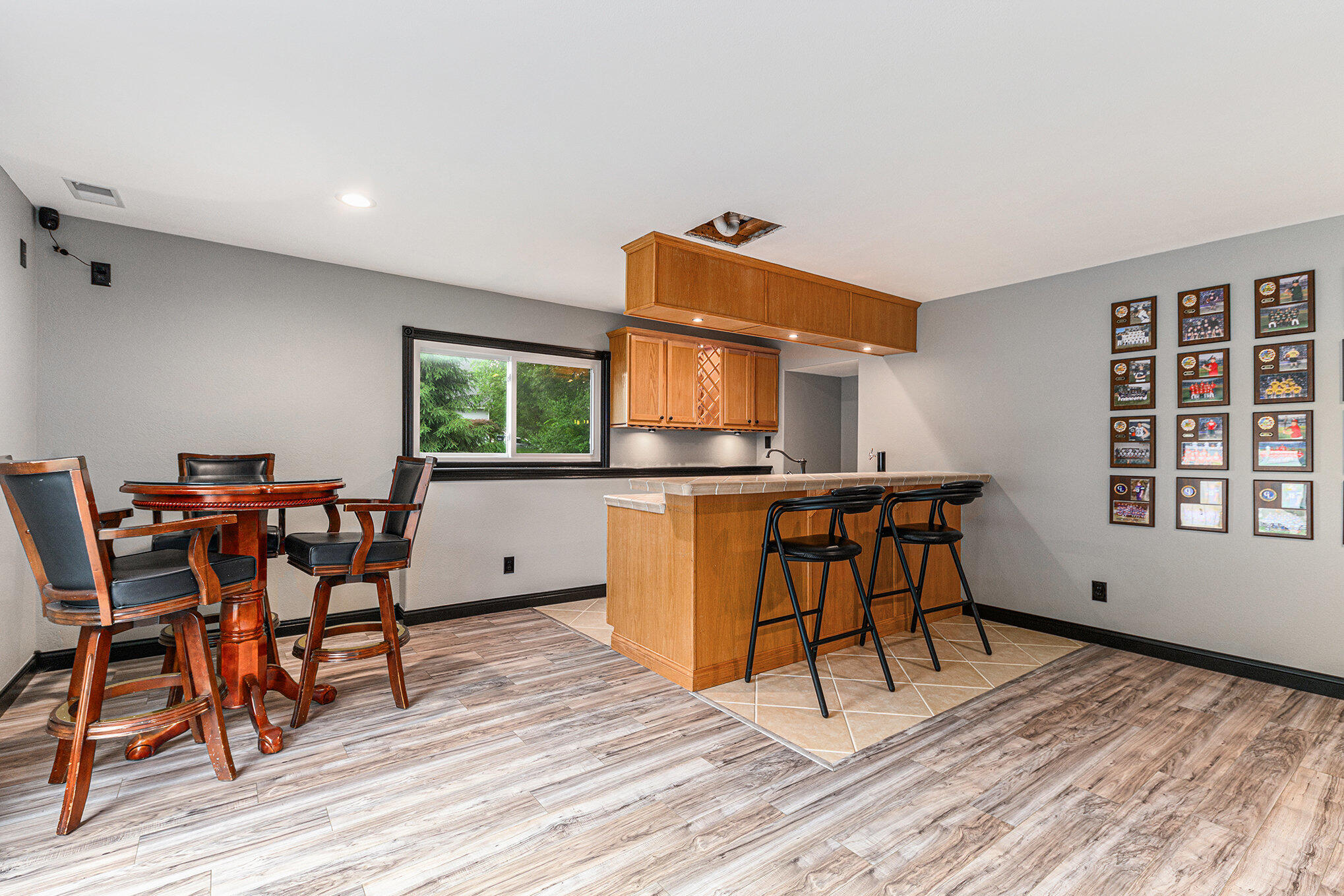 Augusta, Michigan 49012, United States, 5 Bedrooms Bedrooms, ,4 BathroomsBathrooms,Residential,Active,161784