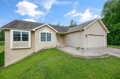 17843 Williamsville Street Cassopolis MI 49031