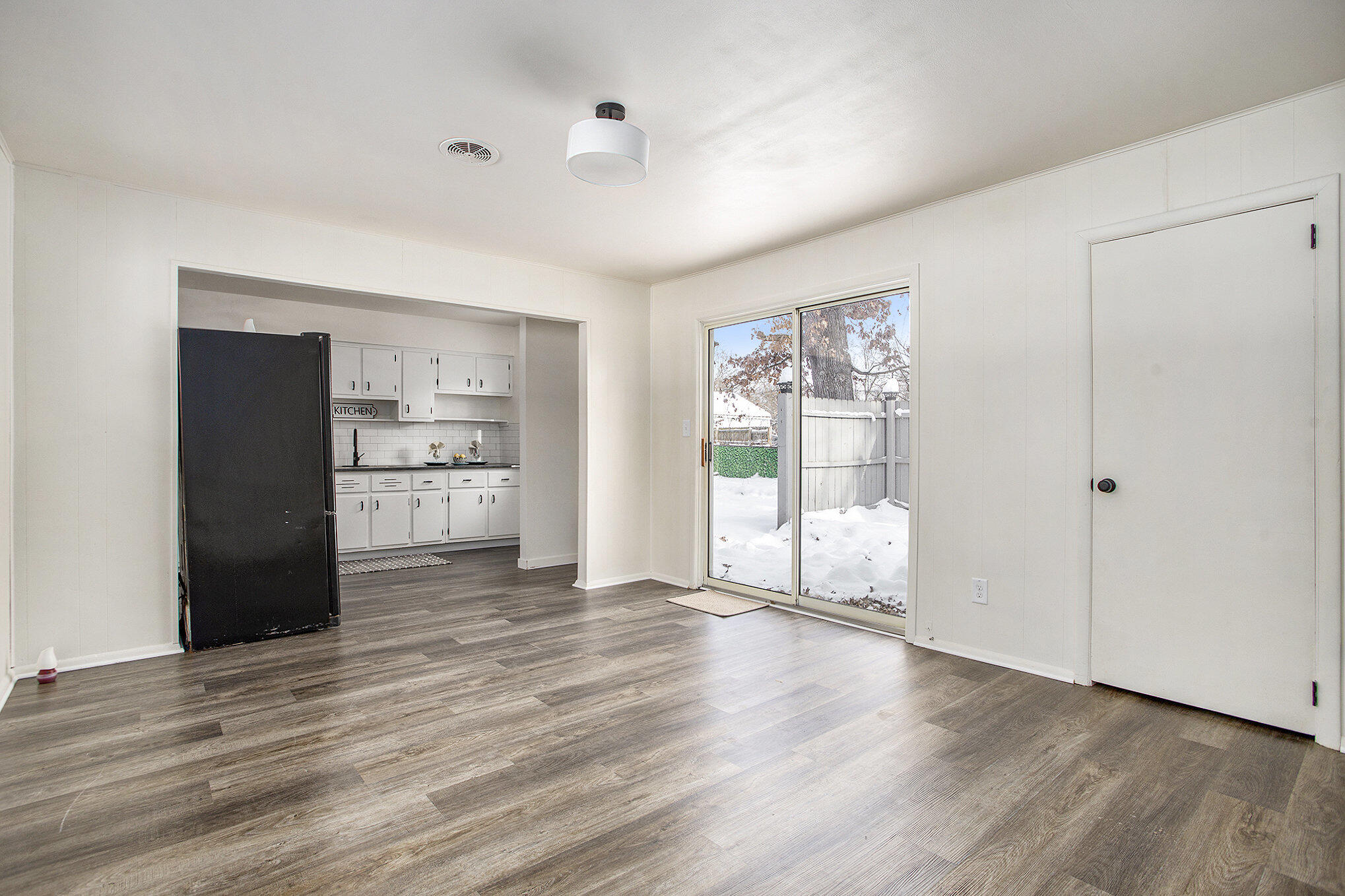 Battle Creek, Michigan 49037, United States, 3 Bedrooms Bedrooms, ,1 BathroomBathrooms,Residential,Active,253257