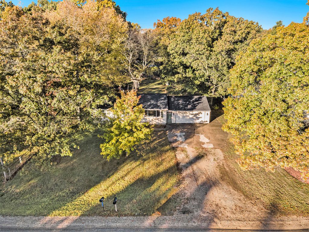 Photo of 12799 144th Avenue, Grand Haven, MI 49417 (MLS # 25062492)