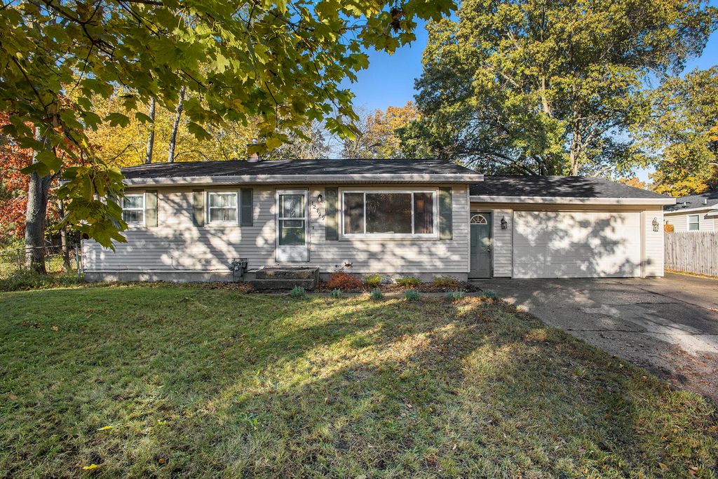 Photo of 12799 144th Avenue, Grand Haven, MI 49417 (MLS # 25062492)