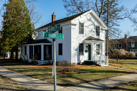 303 E Middle Street, Chelsea, MI 48118 - MLS#: 25012265