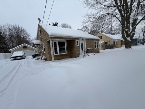 Photo of 1223 Parchmount Avenue, Kalamazoo, MI 49004 (MLS # 26004656)