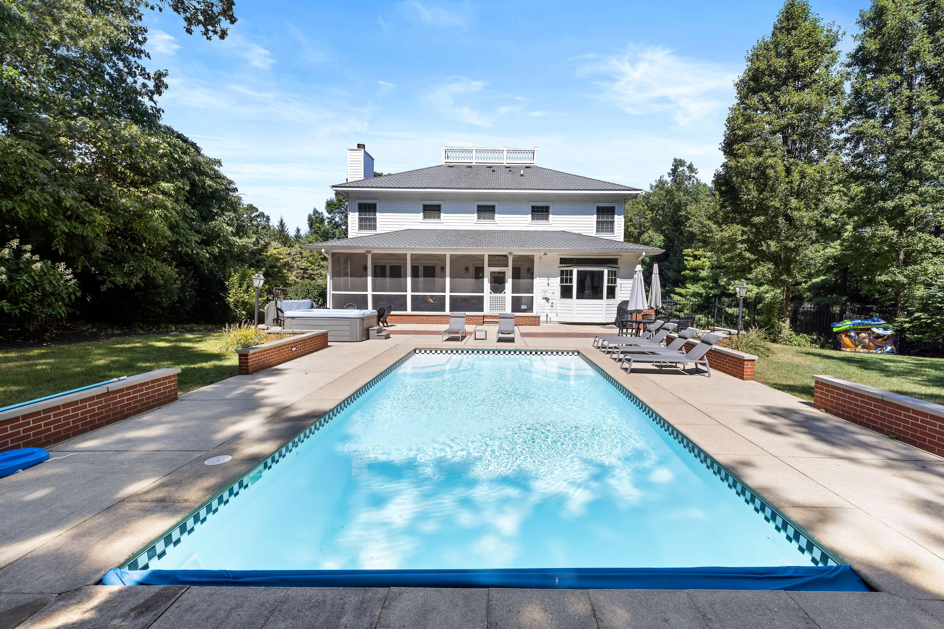 52214 Main Drive