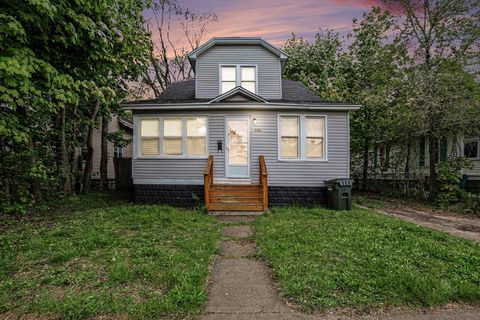 Photo of 324 Merrill Avenue, Muskegon, MI 49441 (MLS # 26021898)