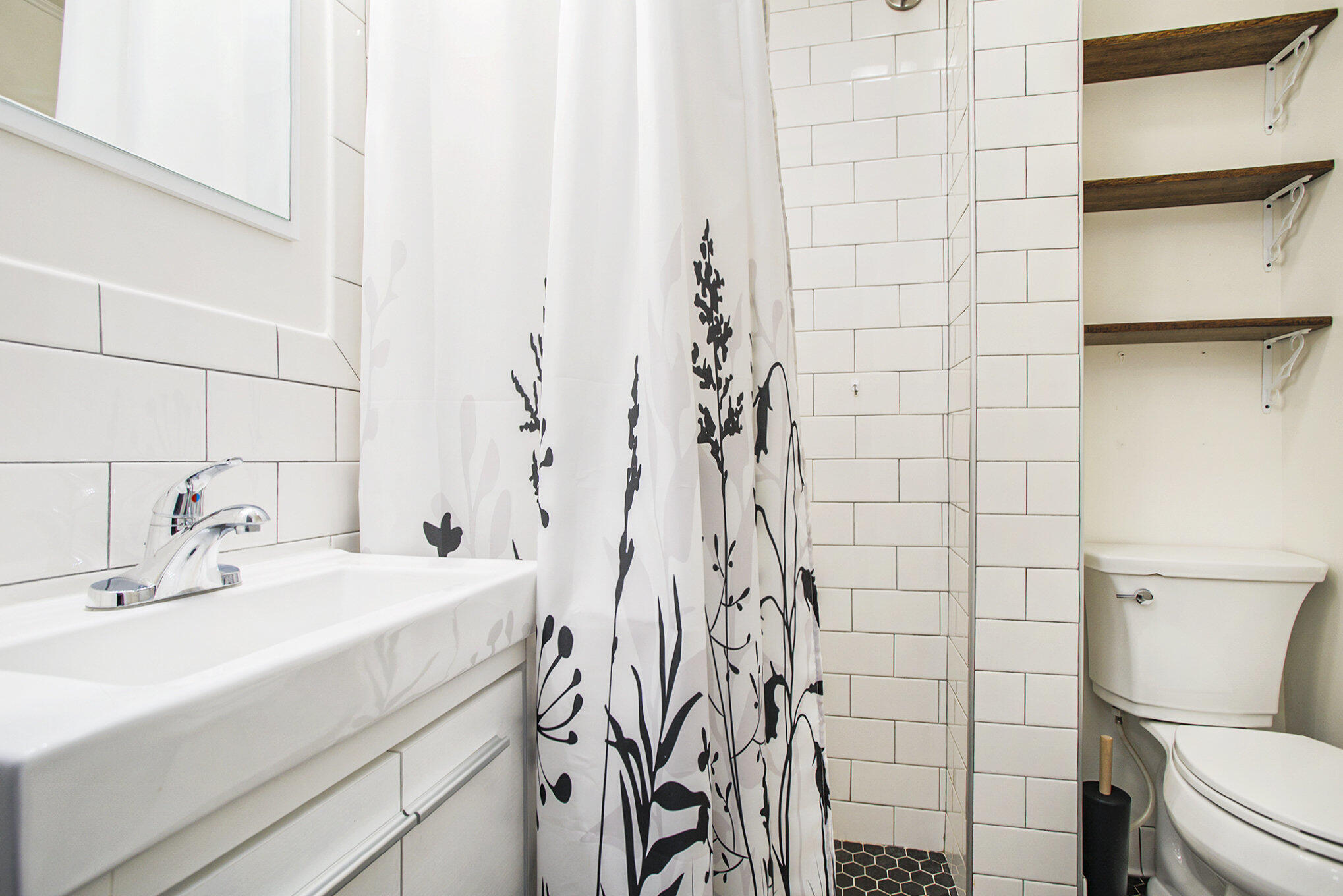 Marshall, Michigan 49068, United States, 3 Bedrooms Bedrooms, ,2 BathroomsBathrooms,Residential,Active,155761