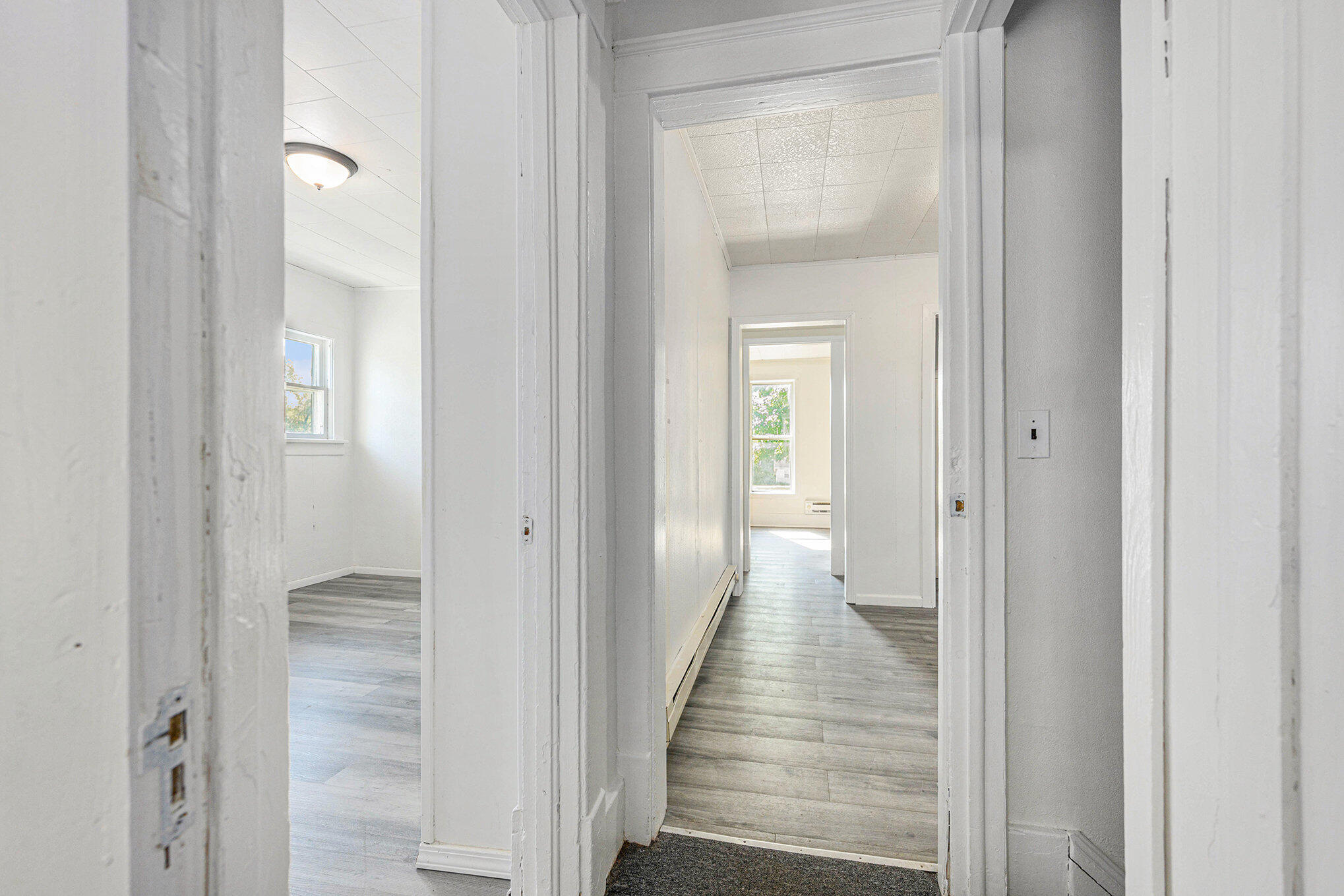 Hartford, Michigan 49057, United States, 2 Bedrooms Bedrooms, ,1 BathroomBathrooms,Residential,Active,214928