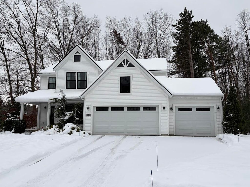Photo of 14412 Windway Drive, Grand Haven, MI 49417 (MLS # 25050937)