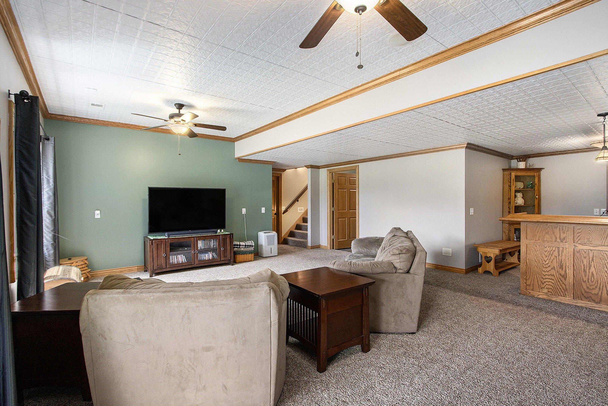 Plainwell, Michigan 49080, United States, 4 Bedrooms Bedrooms, ,3 BathroomsBathrooms,Residential,Pending,183508