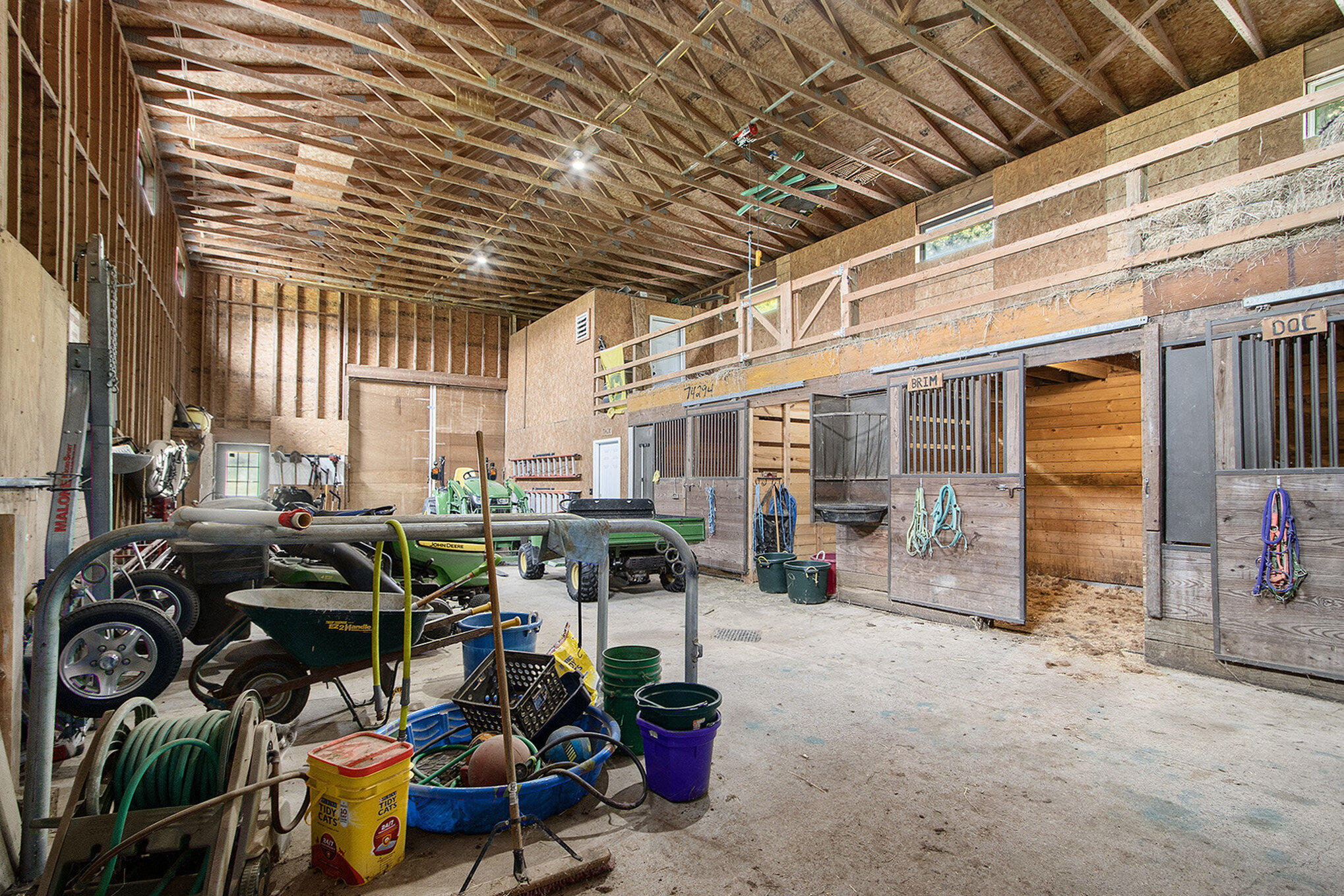 Plainwell, Michigan 49080, United States, 4 Bedrooms Bedrooms, ,3 BathroomsBathrooms,Residential,Pending,183508