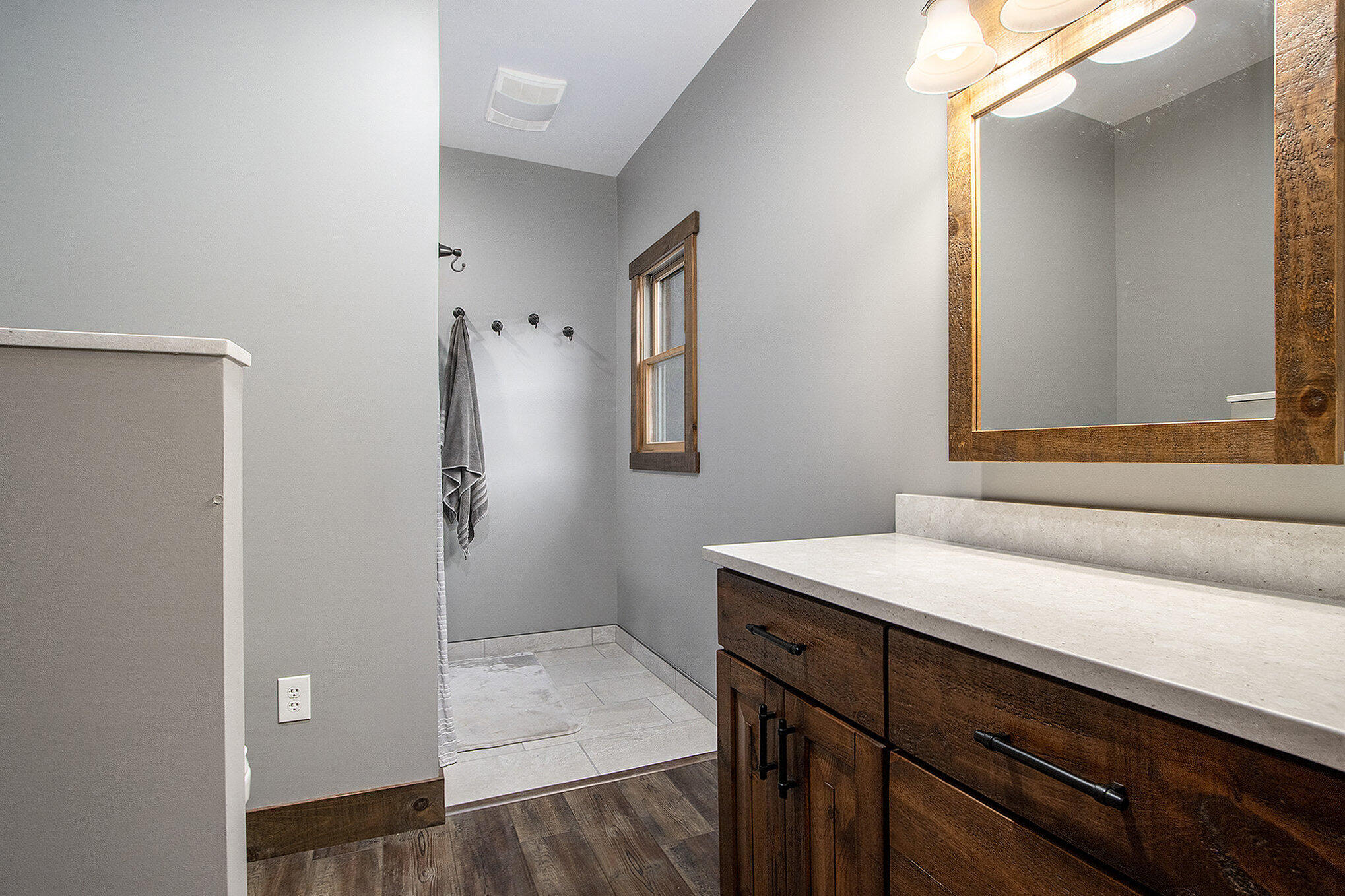 Plainwell, Michigan 49080, United States, 4 Bedrooms Bedrooms, ,3 BathroomsBathrooms,Residential,Pending,183508