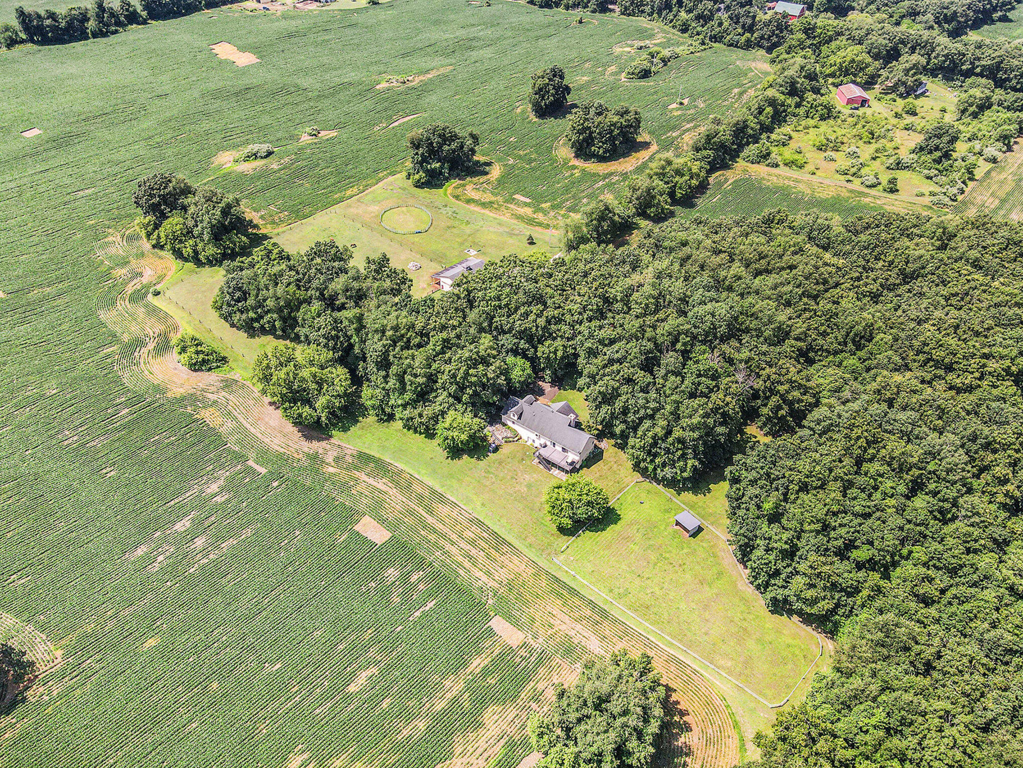 Plainwell, Michigan 49080, United States, 4 Bedrooms Bedrooms, ,3 BathroomsBathrooms,Residential,Pending,183508