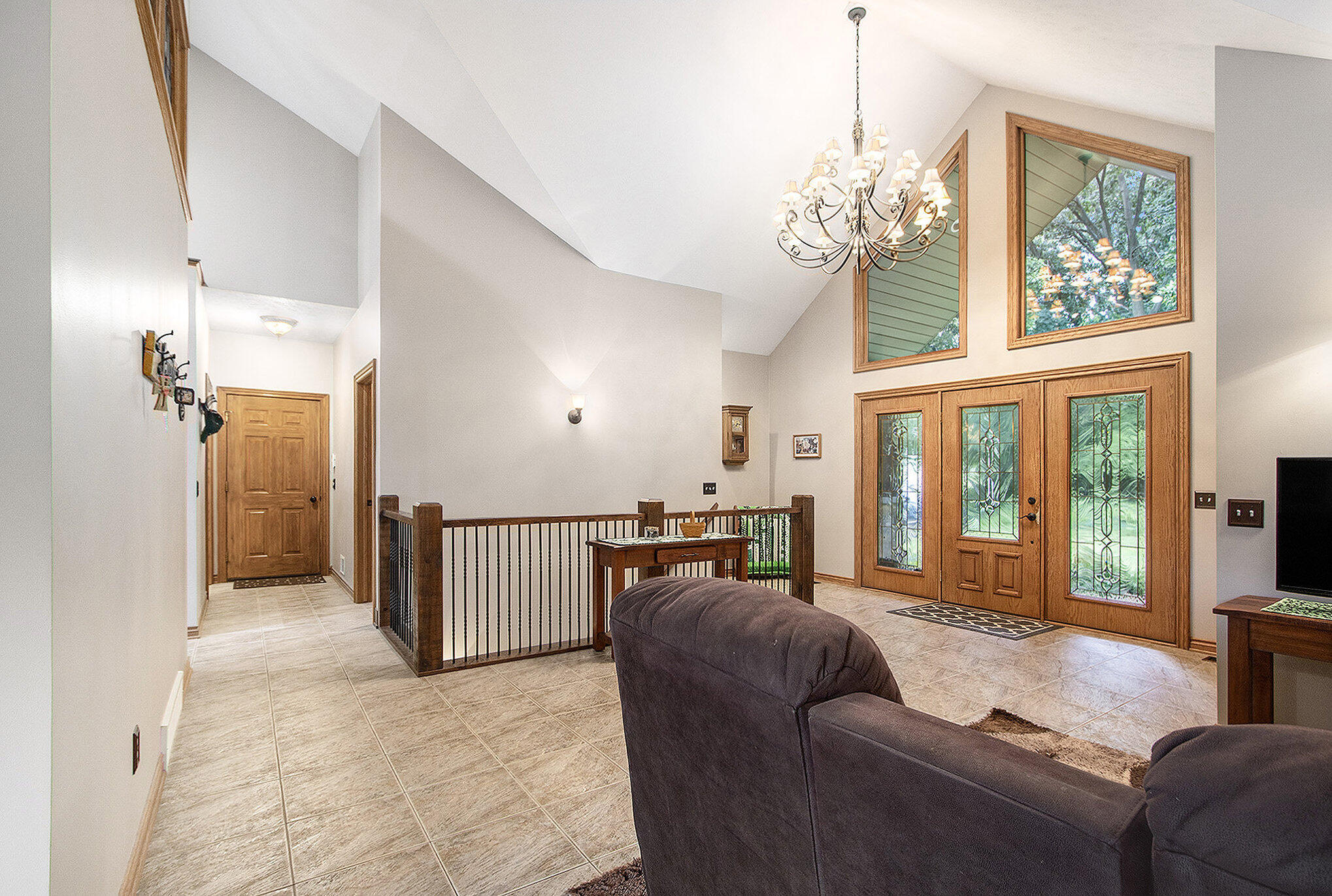 Plainwell, Michigan 49080, United States, 4 Bedrooms Bedrooms, ,3 BathroomsBathrooms,Residential,Pending,183508