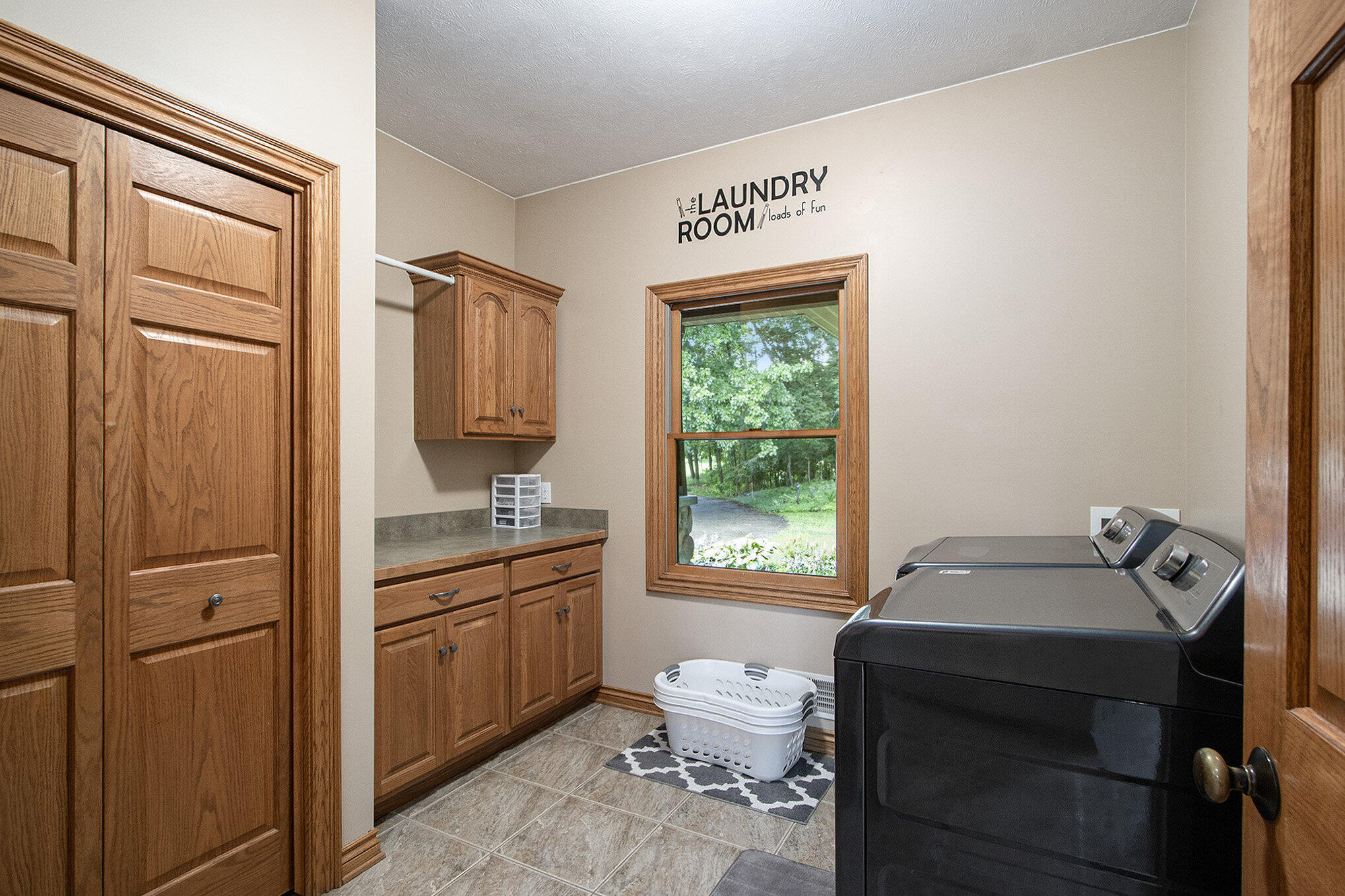 Plainwell, Michigan 49080, United States, 4 Bedrooms Bedrooms, ,3 BathroomsBathrooms,Residential,Pending,183508