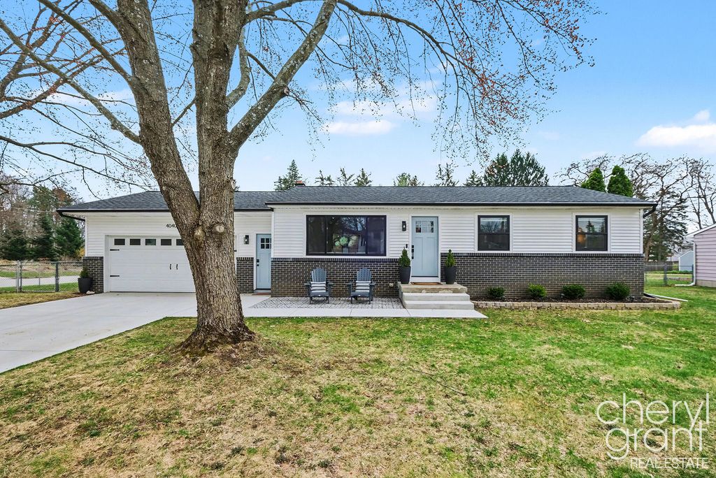 Photo of 4040 Ziverts Street NE, Rockford, MI 49341 (MLS # 26015013)