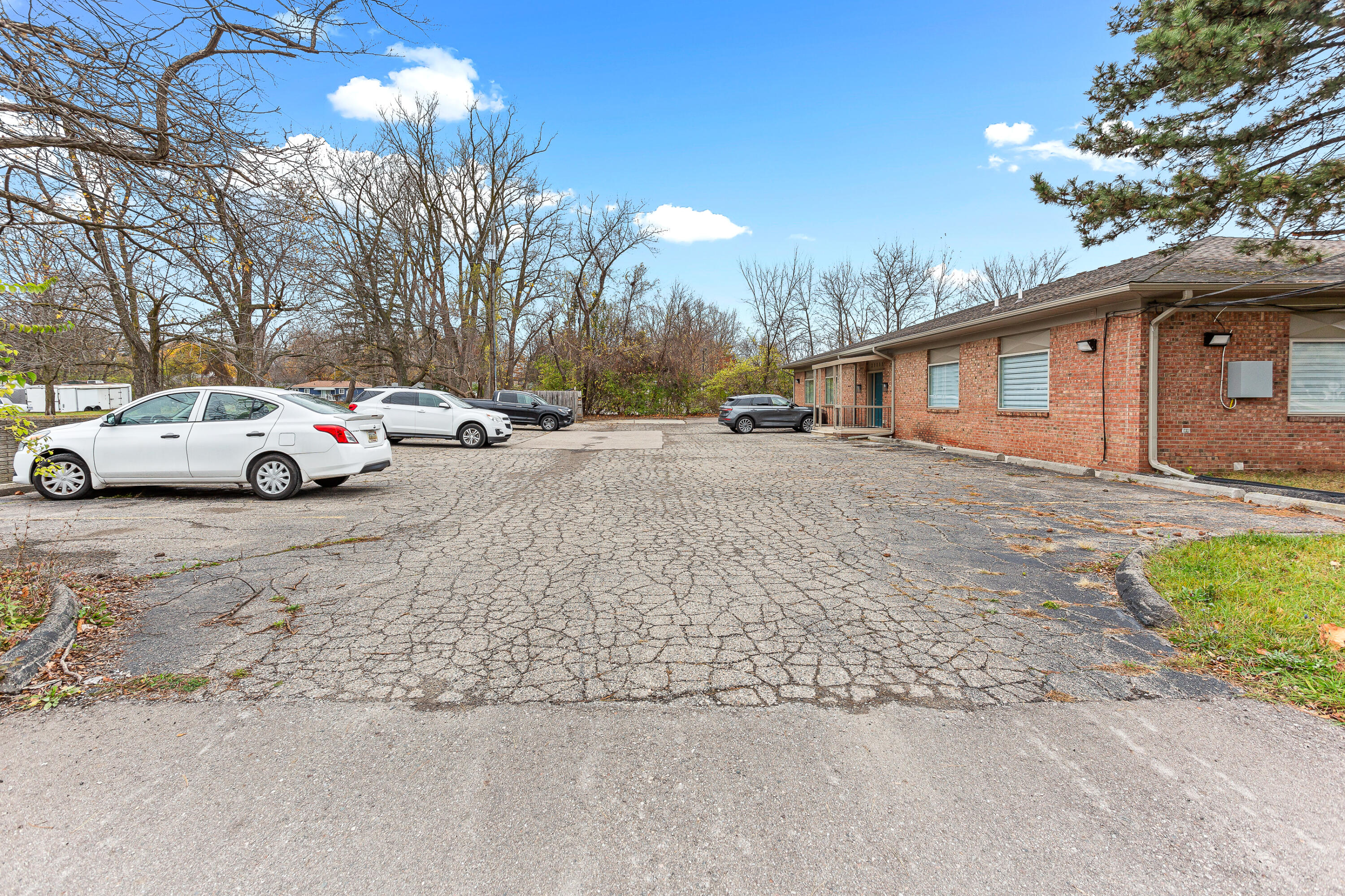 21111 middlebelt road Road